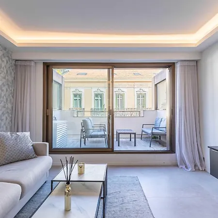 Superb One Bedroom Flat And Terrace - Center 公寓